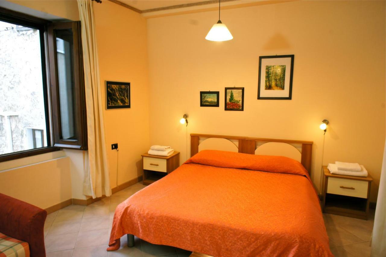 Bed And Breakfast L'Annunziata Sulmona Exterior photo