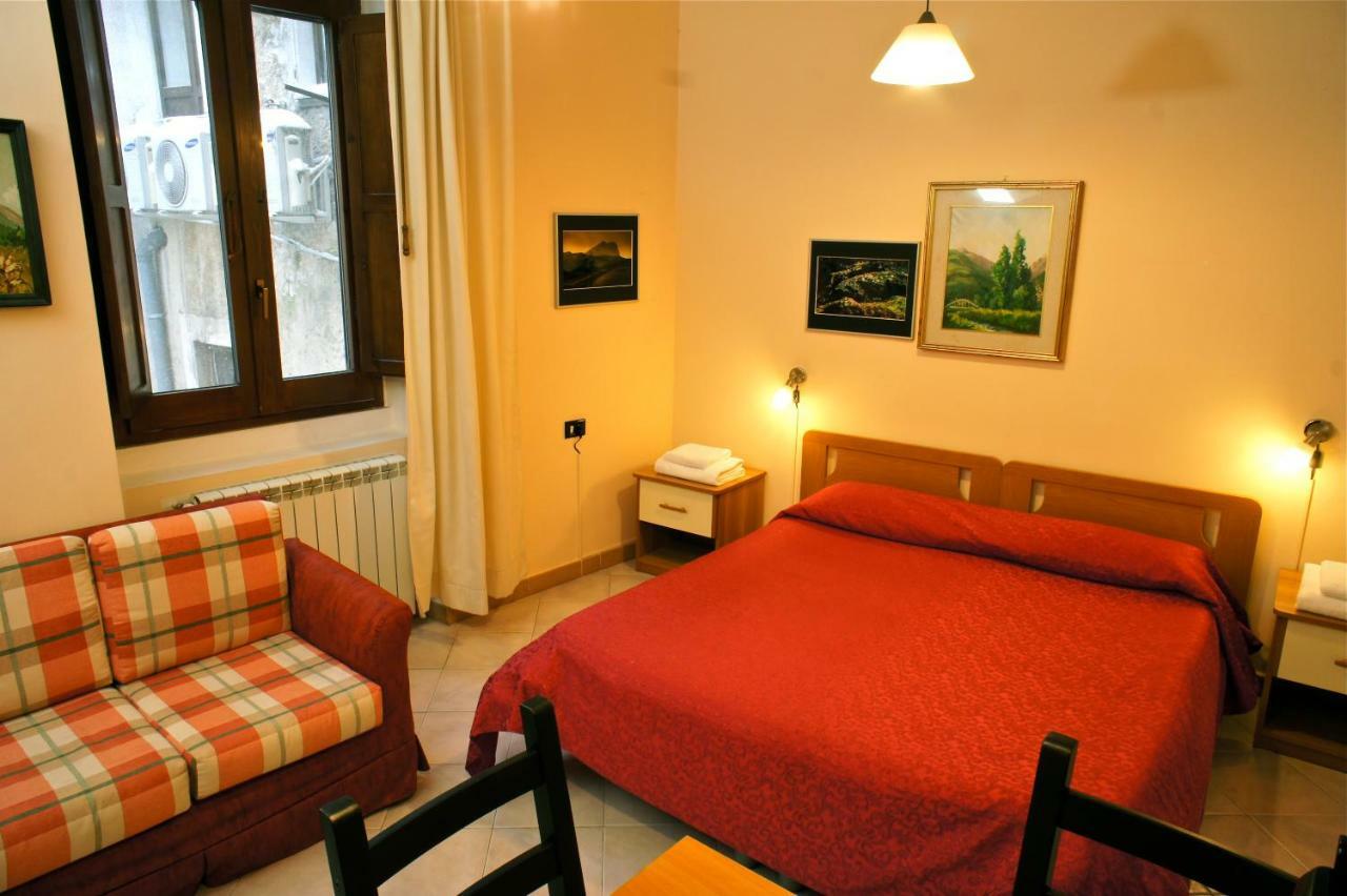 Bed And Breakfast L'Annunziata Sulmona Exterior photo